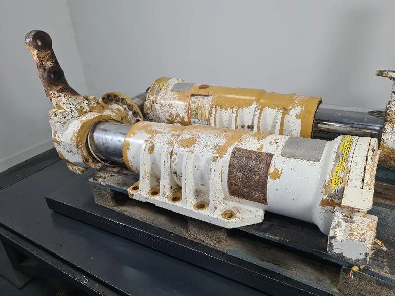 Suspension cylinder for CATERPILLAR 769D