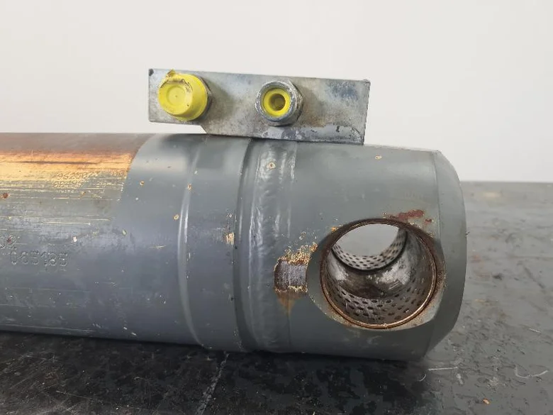 Vérin de levage lame pour LIEBHERR R926COMP