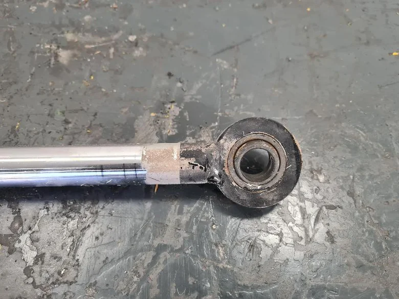 VERIN DE CAPOT MOTEUR