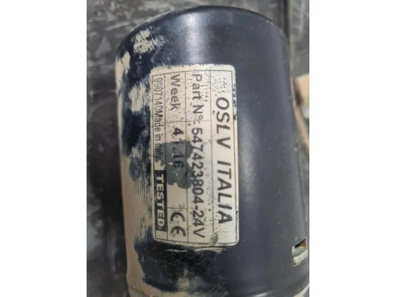 MOTEUR D'ESSUIE-GLACE VITRE HAUTE
