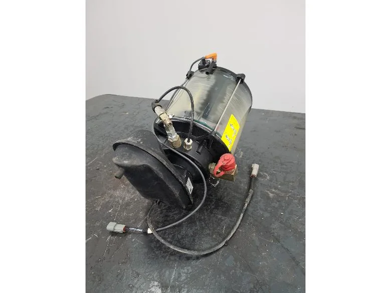 Central lubrication system for LIEBHERR R926LC