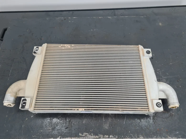 Radiateur d'air pour CATERPILLAR 323F