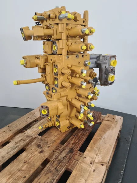 Hydraulic distributor for CATERPILLAR 323F