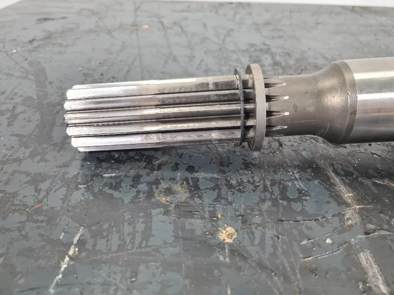 Wheel shaft for CASE WX150