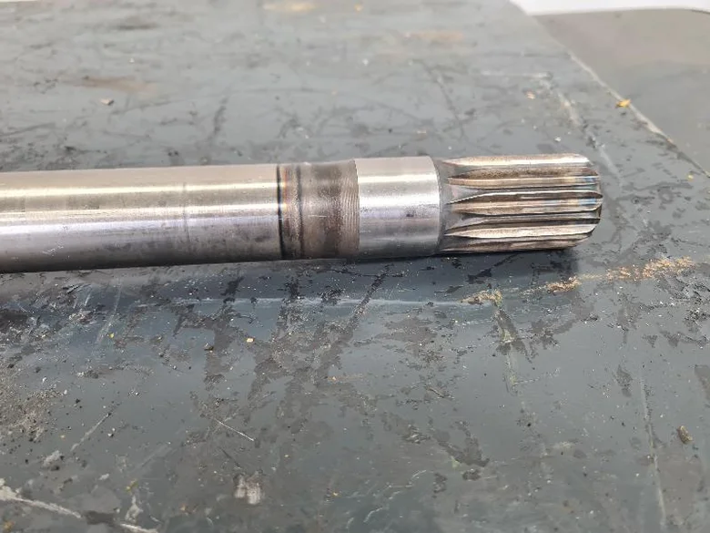 Wheel shaft for CASE WX150