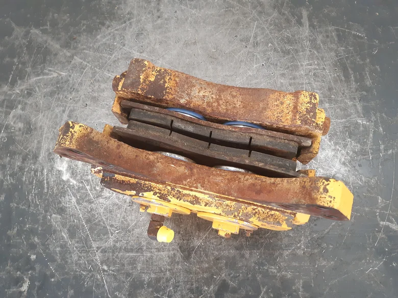 Pinza para VOLVO A25E