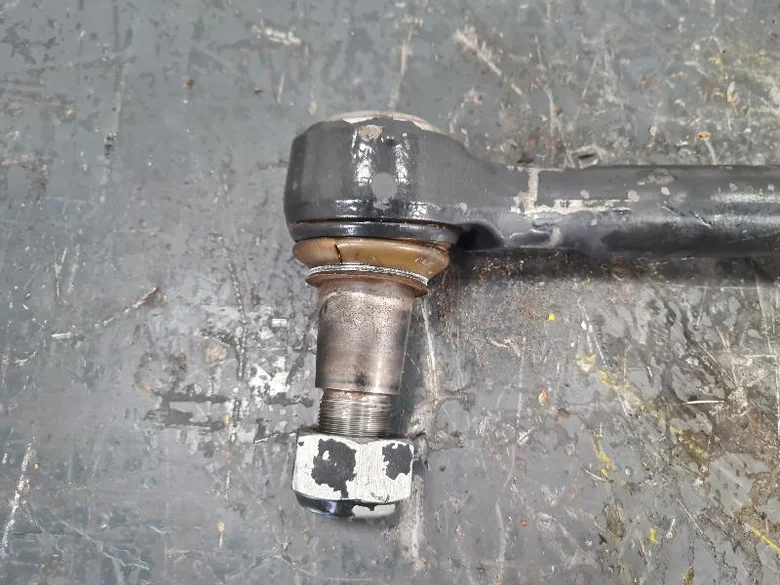 Tie rod for CATERPILLAR M318D