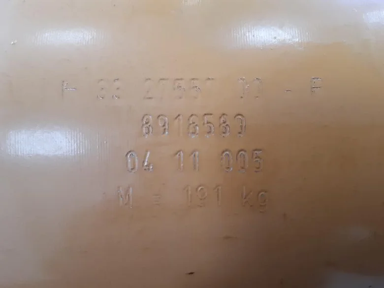 Variable boom cylinder for CASE WX145