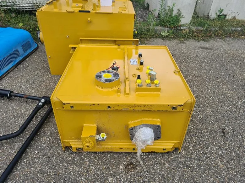 Réservoir hydraulique pour CATERPILLAR 323F