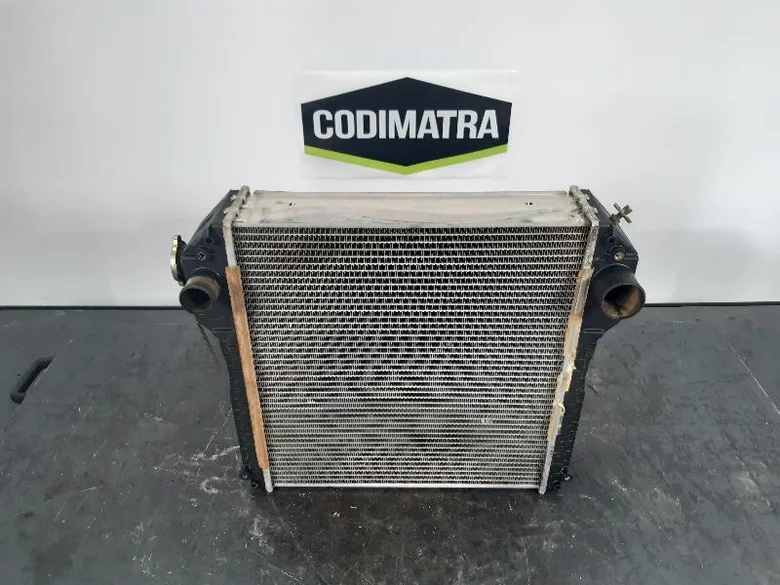 Radiateur eau pour CASE 580SLE