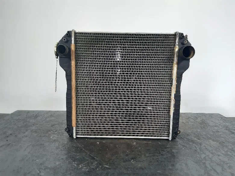 Radiateur eau pour CASE 580SLE