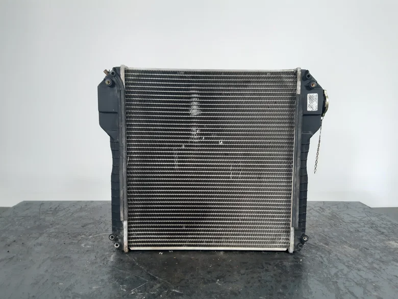 Radiateur eau pour CASE 580SLE