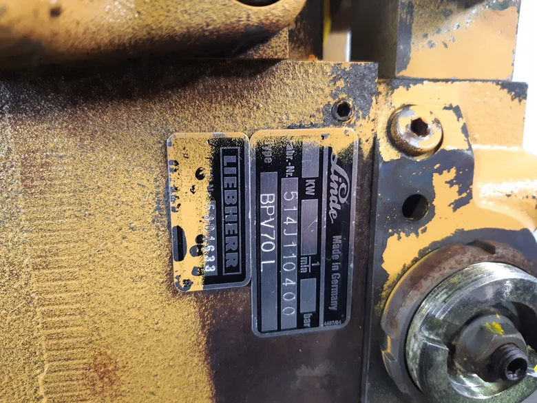 Pompe hydraulique d'avancement pour LIEBHERR LR622
