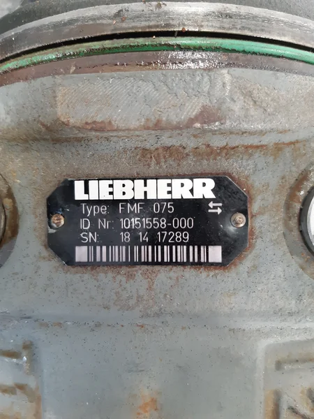 Moteur hydraulique de rotation pour LIEBHERR R936NLC