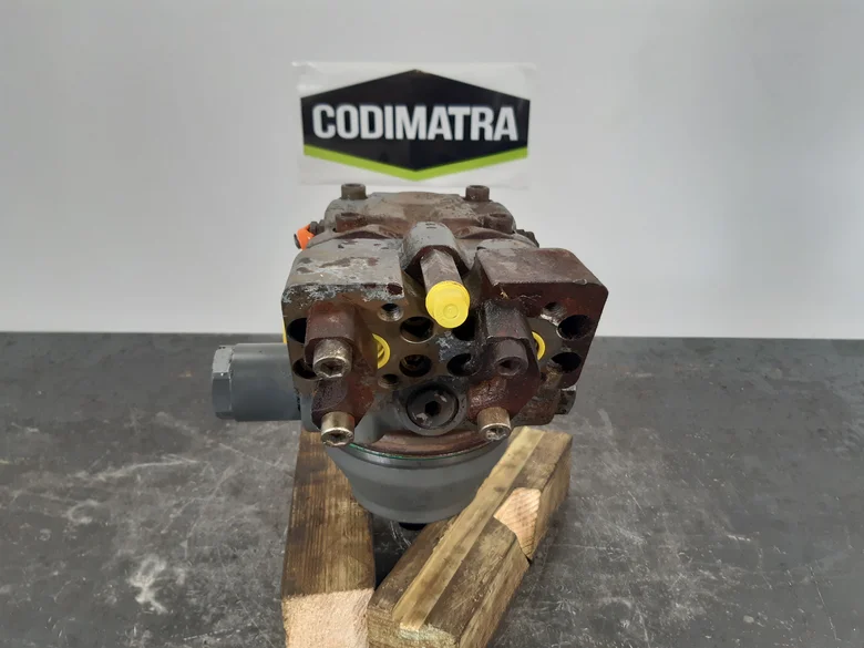 MOTEUR HYD DE TRANSLATION FMV075