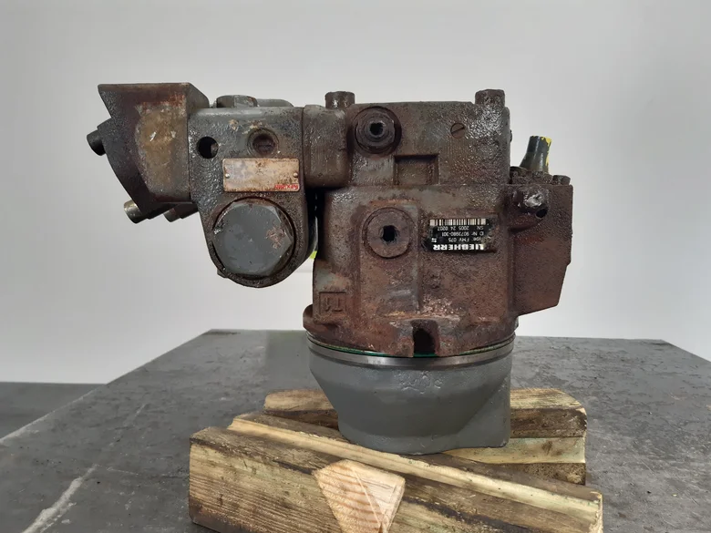 MOTEUR HYD DE TRANSLATION FMV075