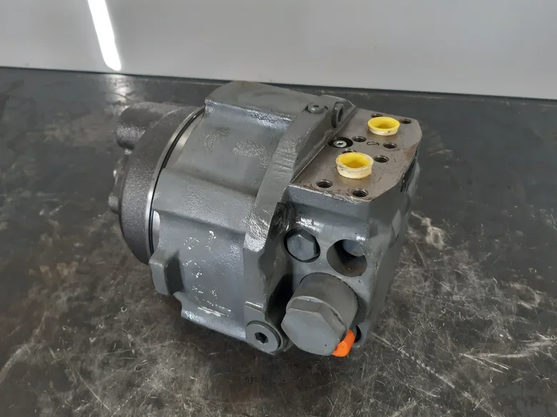 Motor hidráulico de traslación usado - Codimatra para LIEBHERR R936NLC