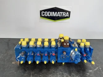 Distribuidor hidráulico para MECALAC 714MW
