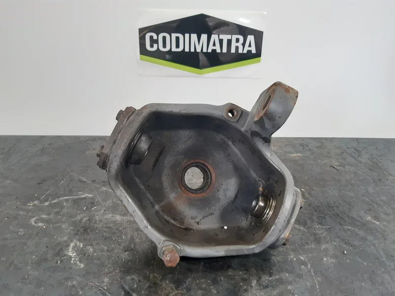 Wheel spindle for MECALAC 714MW
