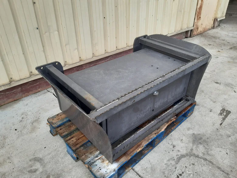 Footstep for MECALAC 714MW