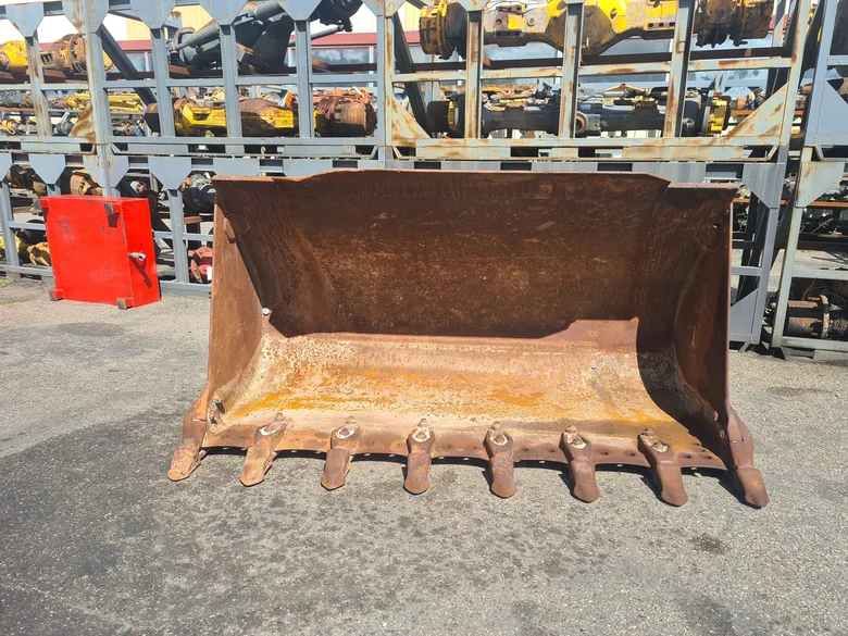 Ditching bucket for CATERPILLAR 963C