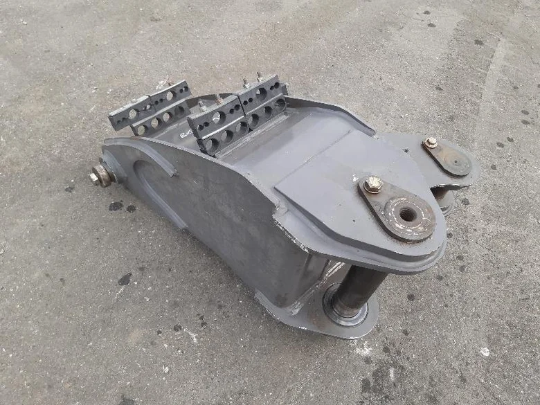 Boom for MECALAC 714MW