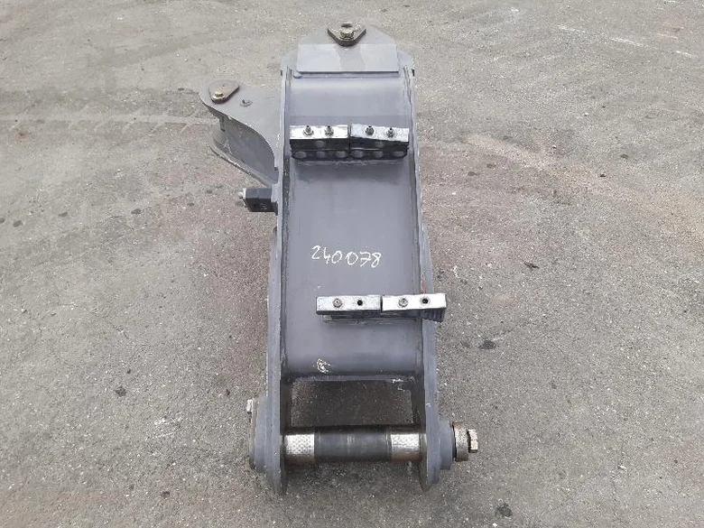 Boom for MECALAC 714MW
