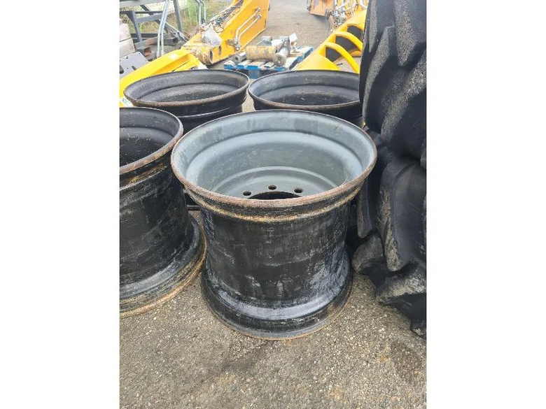Llanta para MECALAC 714MW