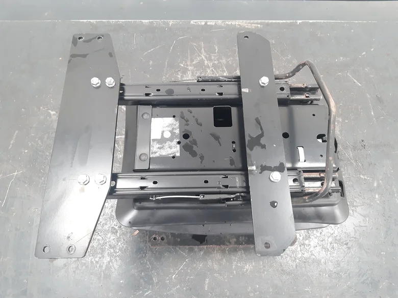 Seat for CATERPILLAR 918M