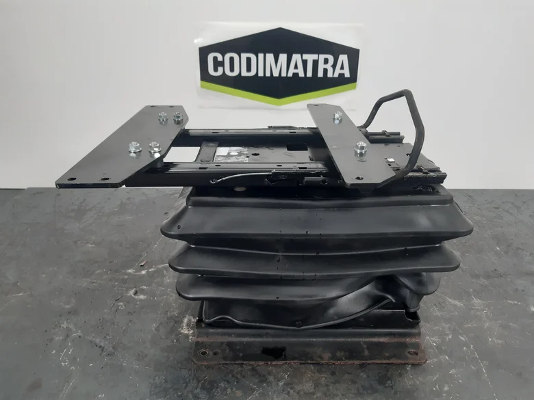 Seat for CATERPILLAR 918M