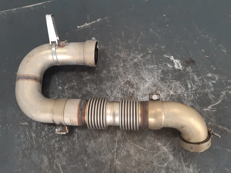 TUYAU FLEXIBLE D'ECHAPPEMENT