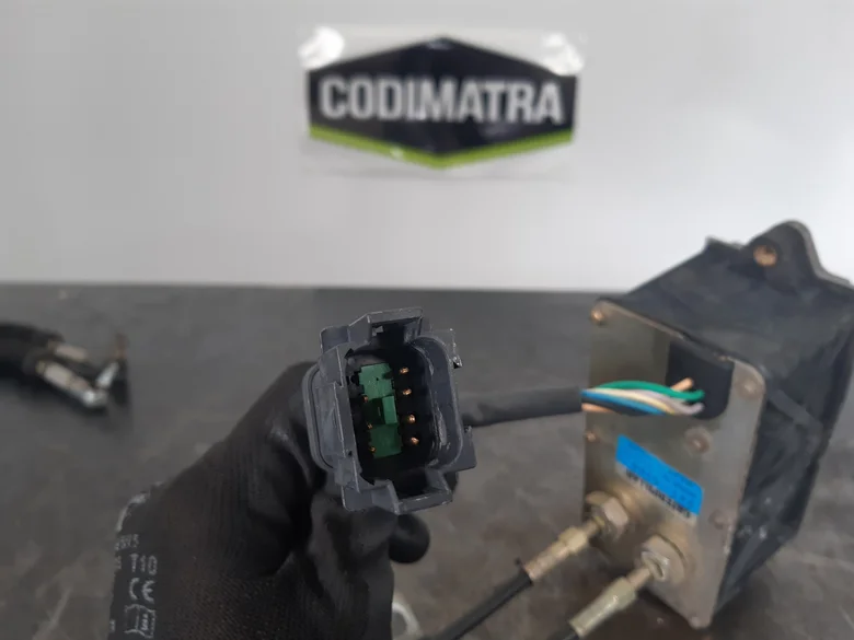 MOTEUR ELECTRIQUE D'ACCELERATEUR