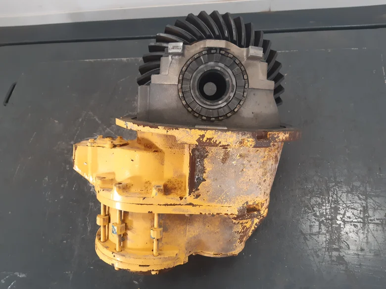 Nez de pont pour VOLVO A25D