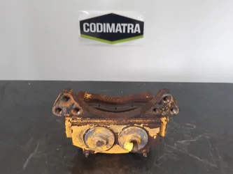 Pinza para VOLVO A25D