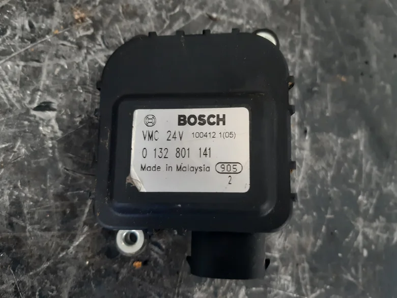 SERVOMOTEUR VOLET DE CHAUFFAGE BOSCH