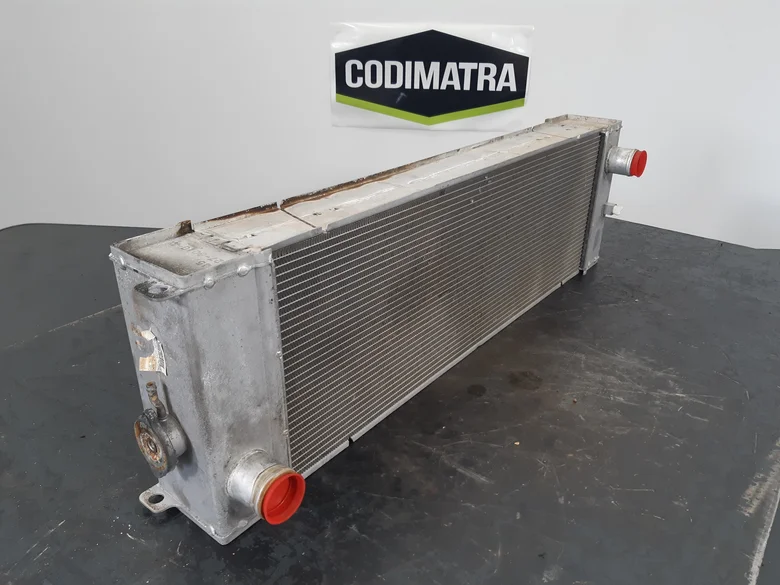 Radiateur eau pour NEW HOLLAND E135B
