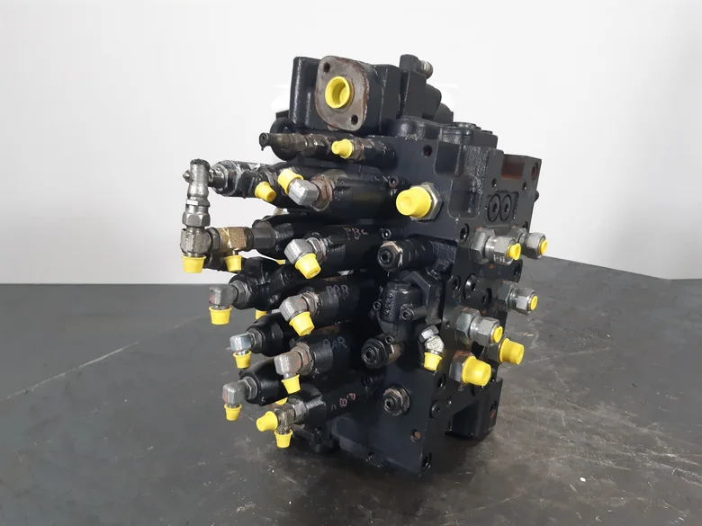Hydraulic distributor for JCB JS260LCCAPSII