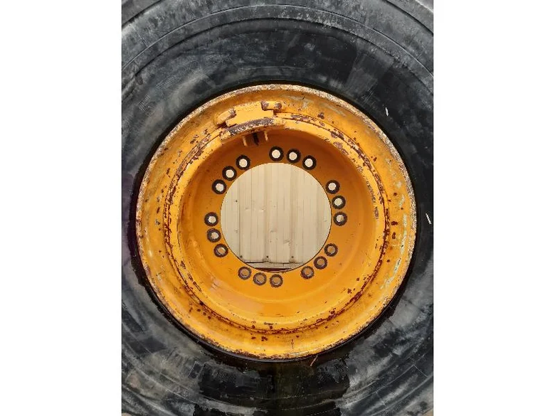 Llanta para VOLVO L120E