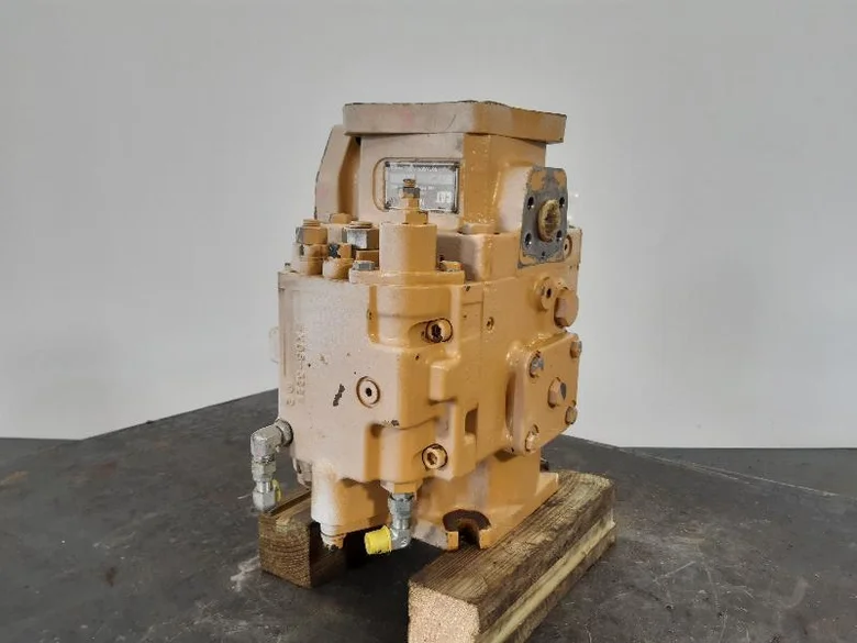 Auxiliary hydraulic pump for CATERPILLAR 966K