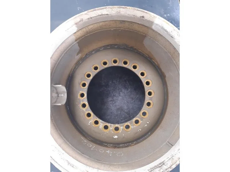 Llanta para CATERPILLAR 966K