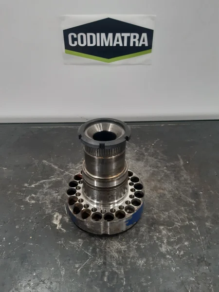 Wheel spindle for CATERPILLAR M320
