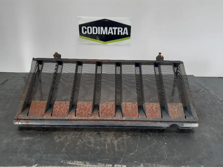 Hood for BOBCAT 753