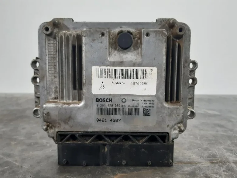Boîtier électronique pour MECALAC 714MW