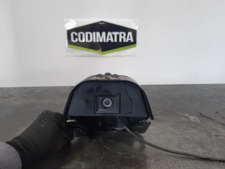 CAMERA+SUPPORT