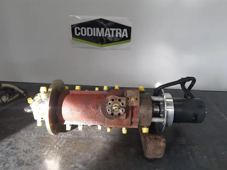 Junta giratoria para MECALAC 12MXT