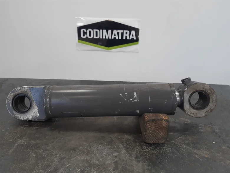 Cilindro de estabilizador para MECALAC 12MXT