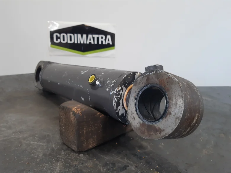 Stabilizer cylinder for MECALAC 12MXT