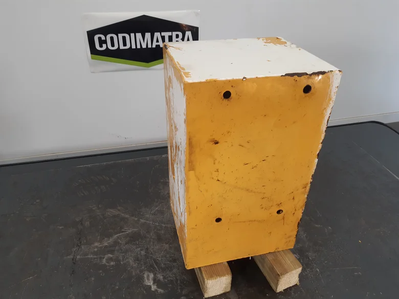 Trunk for MECALAC 12MXT