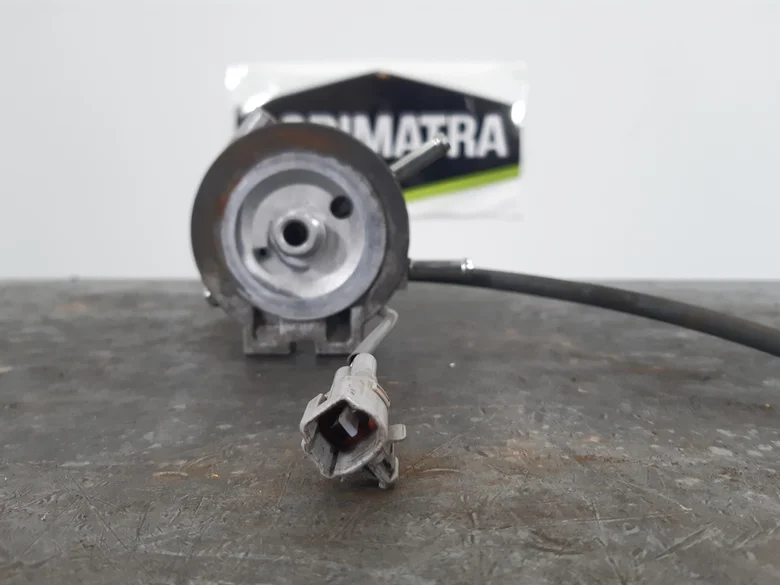 SUPPORT DE FILTRE CARBURANT