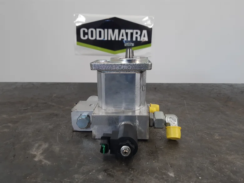 Fan motor for VOLVO L45G